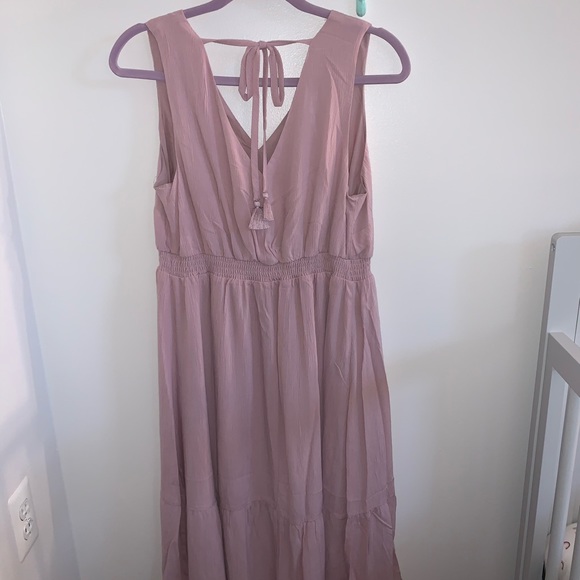 Isabel Maternity Dress, New With Tags, Size Medium - Picture 2 of 3